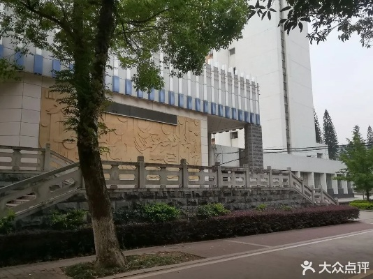 福州大学至诚学院图书馆，知识的圣殿与心灵的港湾