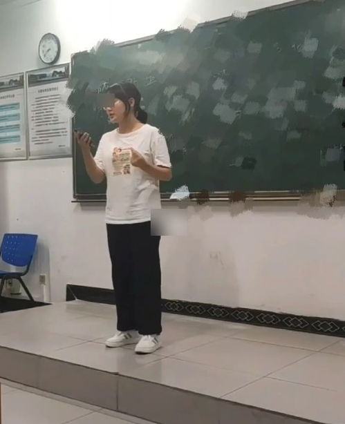 儿子在校一餐 8 元，妈妈心疼落泪引关注