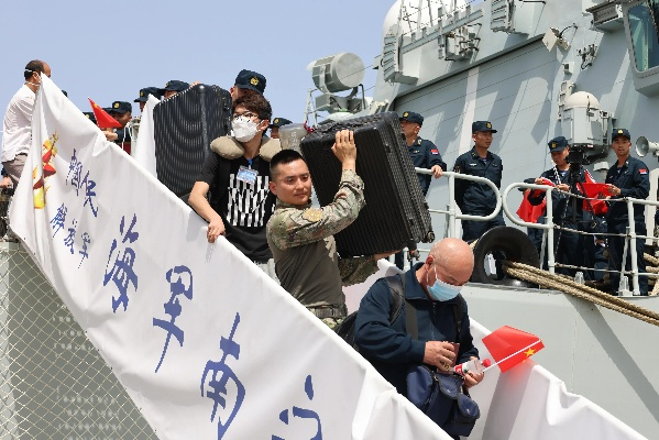 中国海军从苏丹成功撤离 493 人彰显大国担当与力量