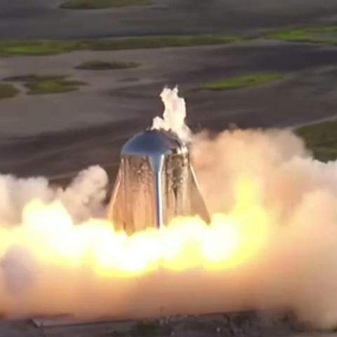 马斯克星舰试飞成功，实现跨半个地球的高速飞行