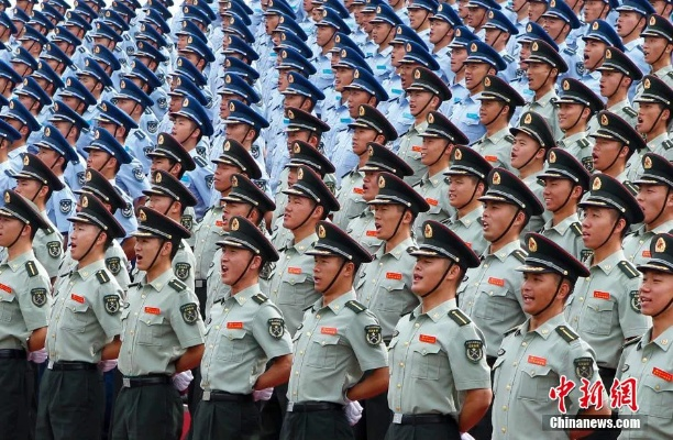 罕见阅兵训练画面曝光