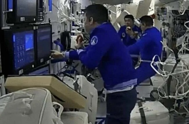 探秘航天员每日4斤水背后的神奇太空之水