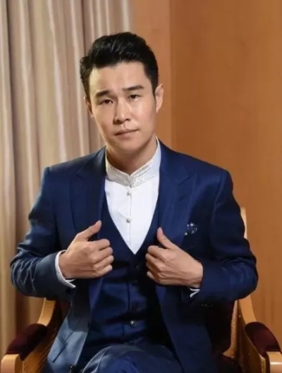 小沈阳起诉万小刀侵权案开庭，娱乐圈维权的重要性与影响