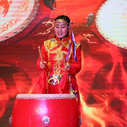 光影间的师大女神，一场穿越千年的智慧与温情对话