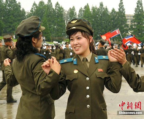 朝鲜女兵，坚韧与力量的典范