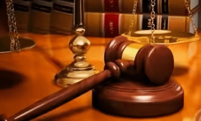 言论自由与法律红线，男子诋毁九三阅兵被拘引发思考