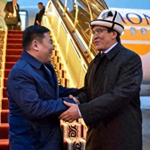 全球经济动态与全球事务最新概览，国际新闻一览