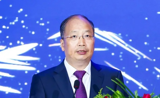 易会满坚定反腐立场，引领行业新风尚，重塑清廉形象