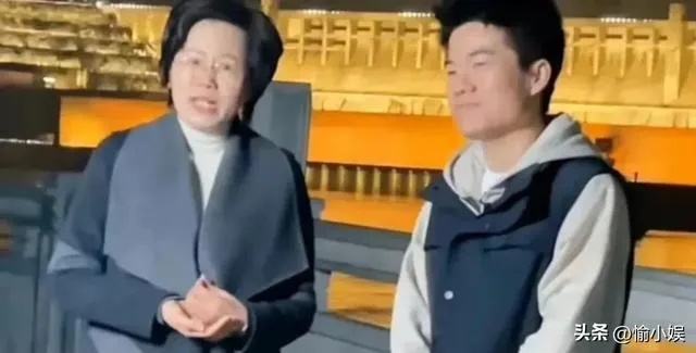 现金二八杠，双刃剑效应下的金融现象解析