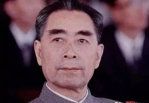 周恩来，以微笑与坚毅塑造现代中国的伟人