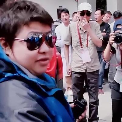 甘肃一村庄山体滑坡，天灾肆虐下的人间有爱