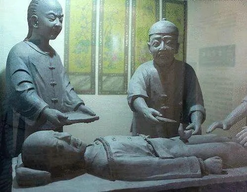 探秘太监净身之因，历史、文化与社会因素的交织