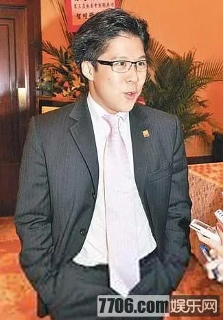 霍启刚吴婷，豪门清流与低调才女的模范人生
