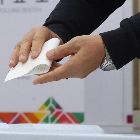 尹锡悦出席公审，法治之路上的正义之光闪耀