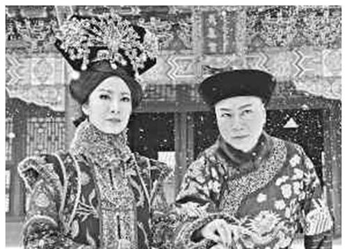 李莲英与慈禧，宫廷内的微妙关系揭秘