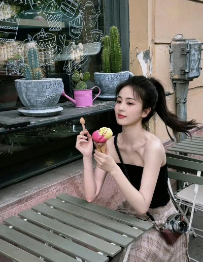 白鹿暴瘦背后的故事，体重变化揭示健康挑战与自我超越之路