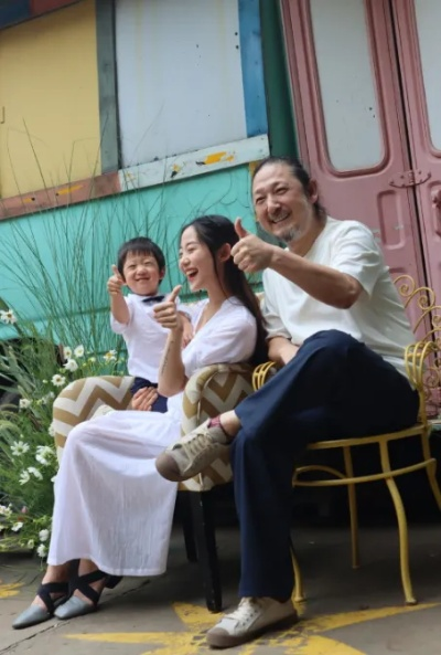 三宝婚礼迎宾照，定格幸福瞬间的高清画卷
