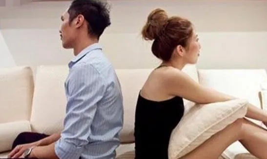 当老婆出轨后，爱与背叛的抉择与挣扎