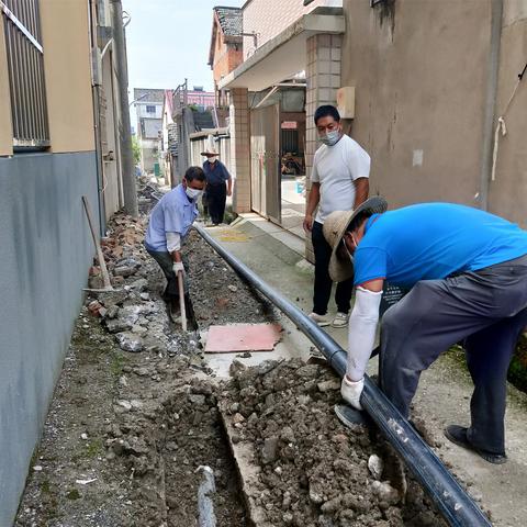 南京疫情防控新闻发布会，坚守与担当的力量