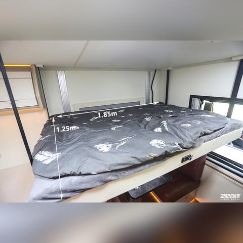 男子自制重卡房车，独特出游之旅启动