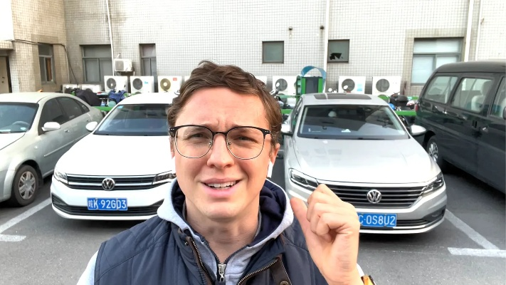 外国老丈人眼中的中国汽车，独特魅力引发炫耀之情