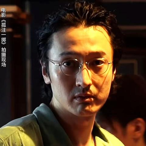孤注一掷的阿才，于黑暗中奋力寻光明