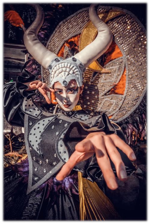 奇幻降魔之旅，开启神秘未知的冒险征程