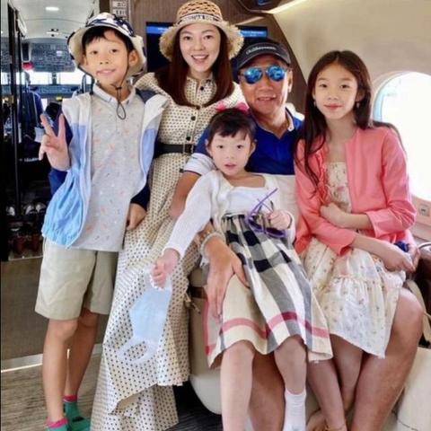 郭台铭背后的女人揭秘，妻子身份揭晓